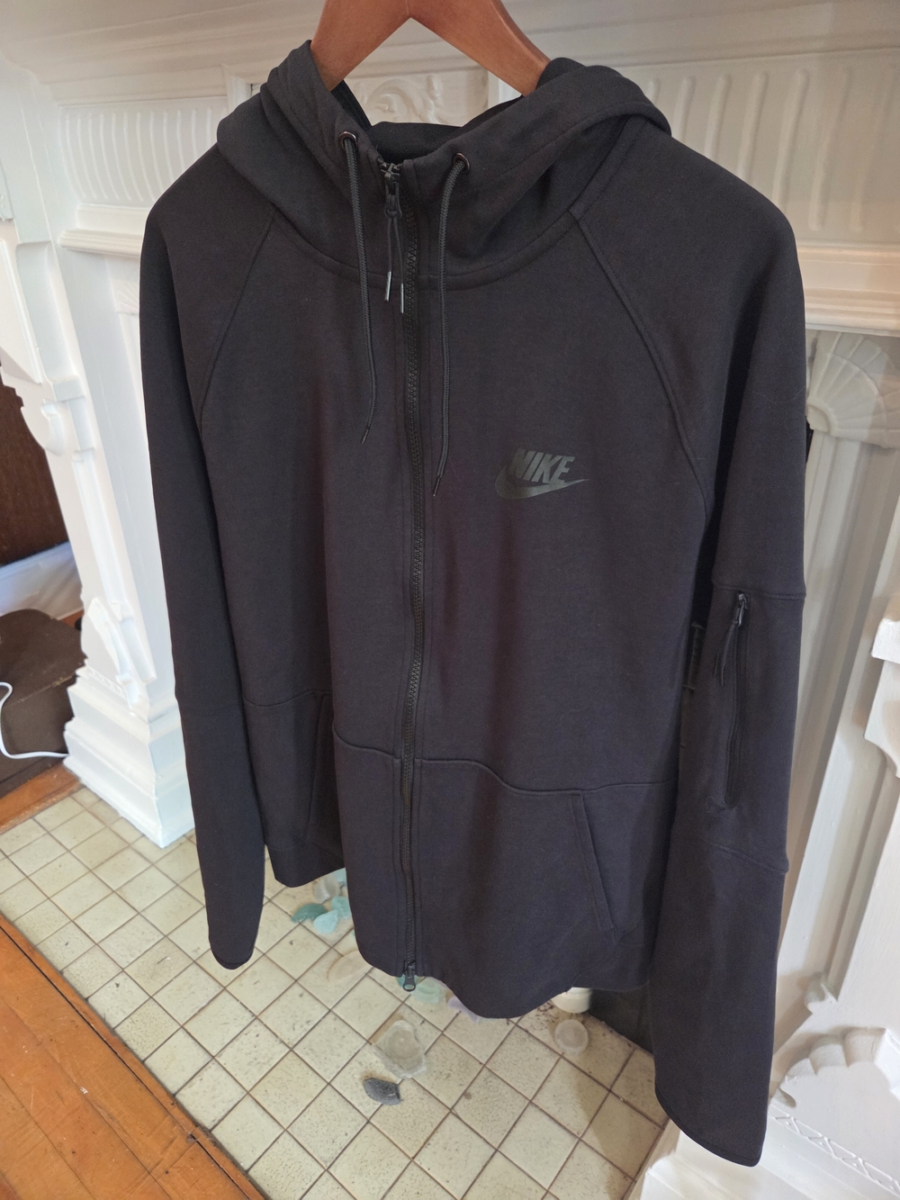 NIKE Tech fleece hoodie - Large Men's BLACK